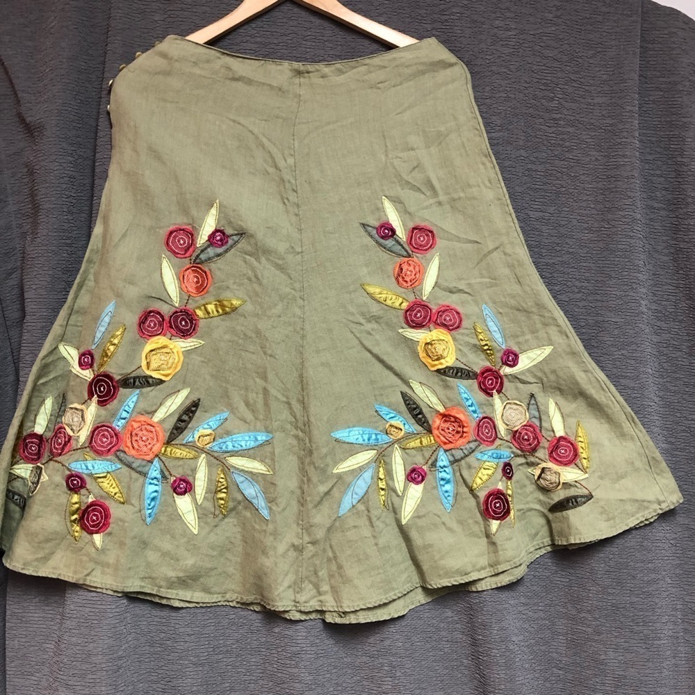 J Jill olive khaki flare skirt with buttons, side closure, embroidered satin - Picture 1 of 14